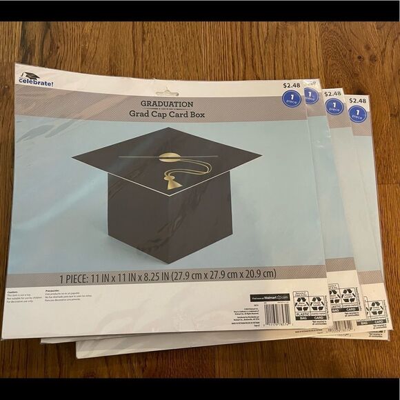Graduation Tablecloth’s, Grad Cap Card Boxs, Table Runner, Stickers 10 total NWT - Picture 4 of 7